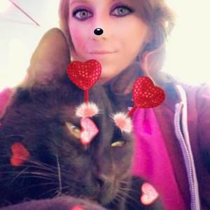 Meet your Posher, Qwyn